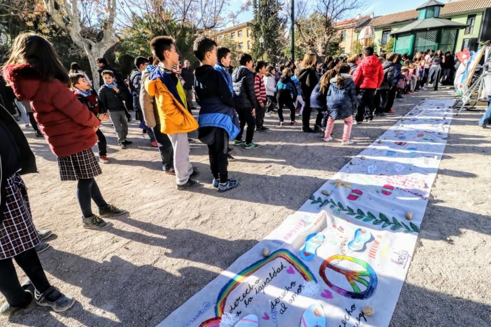 Acto conmemorativo del Día de la Paz en Alcoy.