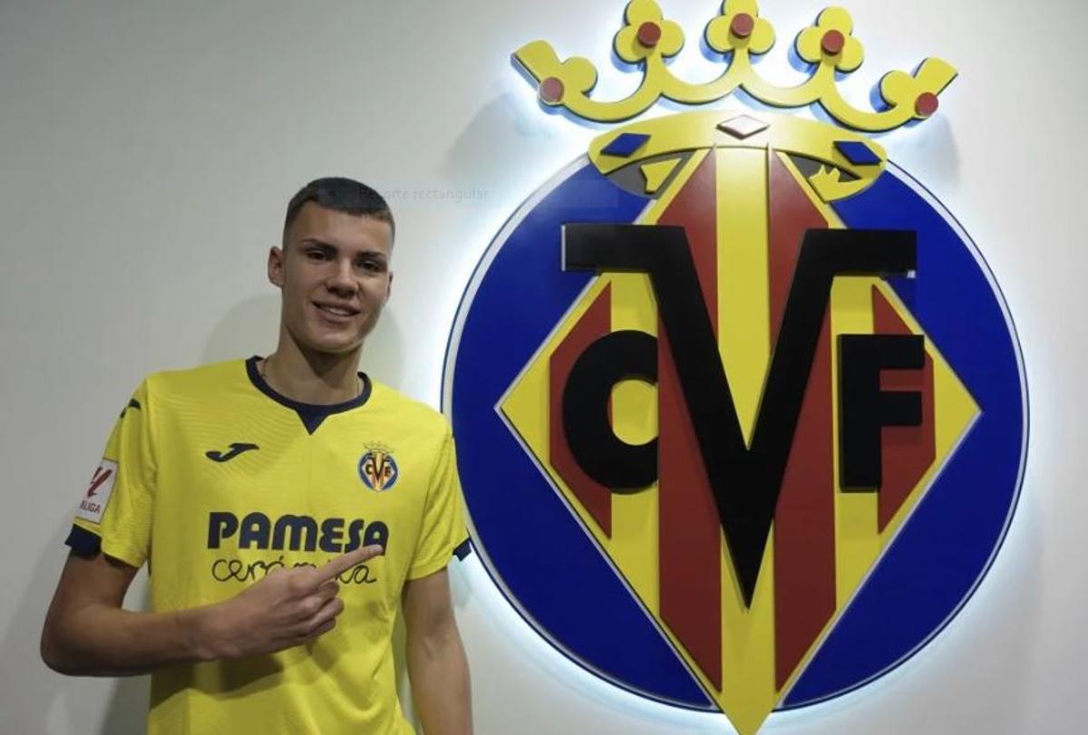 Bustos, con el Villarreal