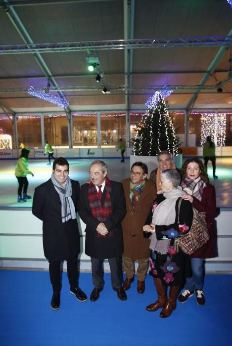 Presentación de la pista de hielo de la plaza de la Catedral.