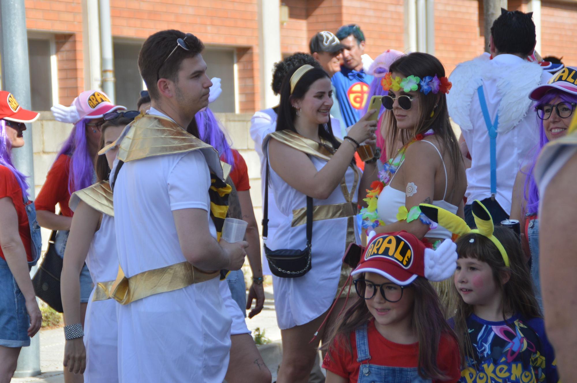 Llançà viu el carnaval de maig amb ritme i escalfor d'estiu