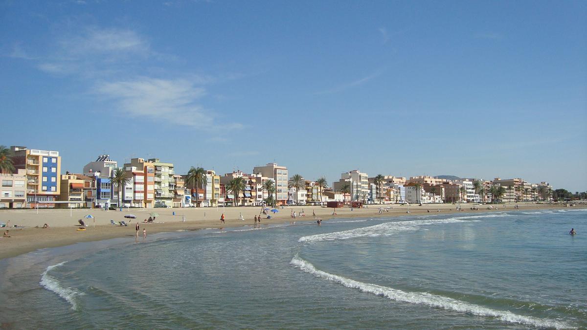 Torrenostra agrupa las tres playas del municipio, ejemplo de turismo sostenible.