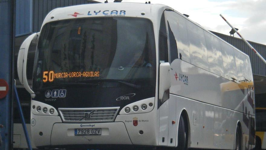 La Comunidad reforzará el servicio de autobuses con la costa a partir de  Jueves Santo - La Opinión de Murcia