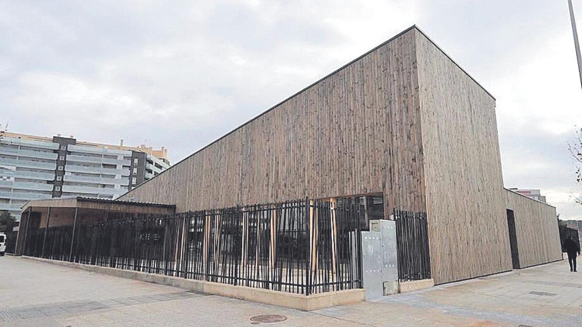 Fachada exterior de la nueva escuela infantil de Parque Venecia.