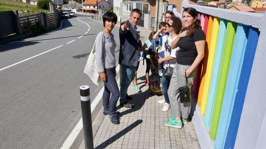 Las propuestas vecinales llevan bolardos a Feáns