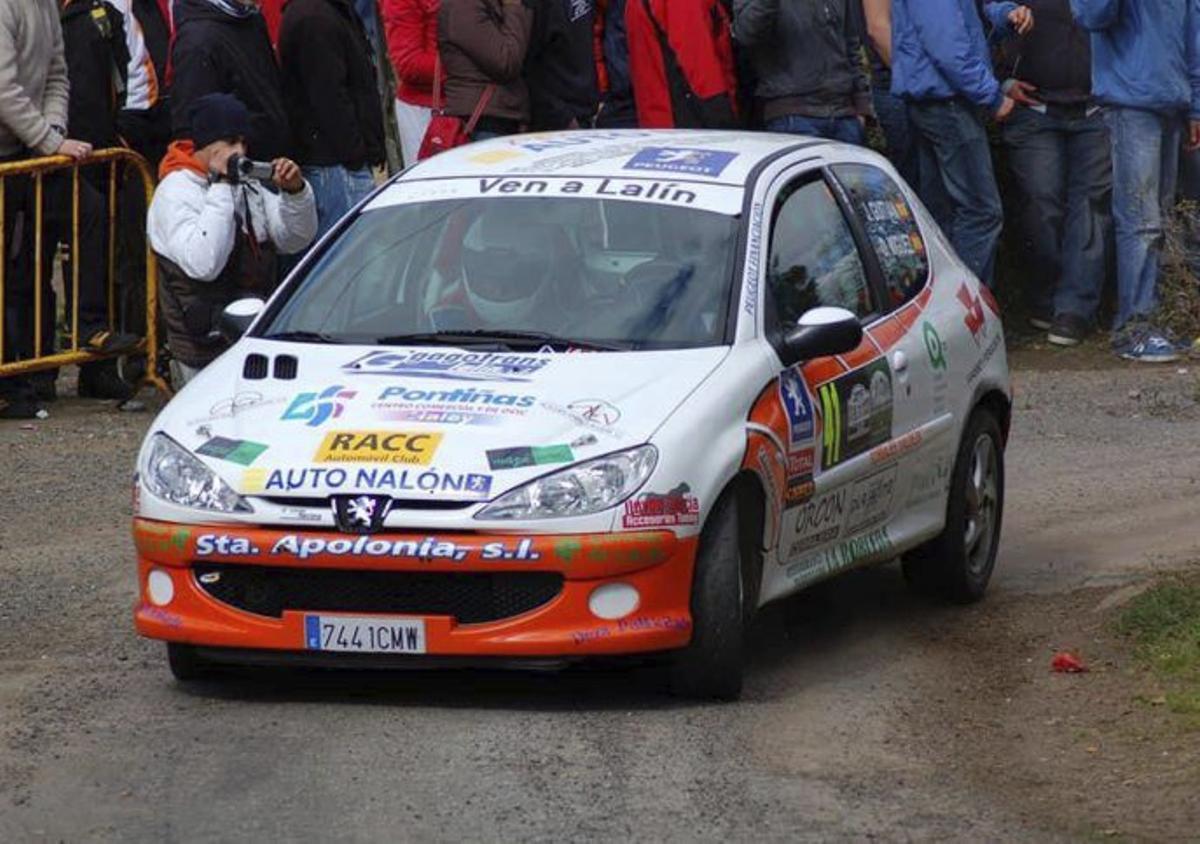 Peugeot 206 X junto a David Míguez. |