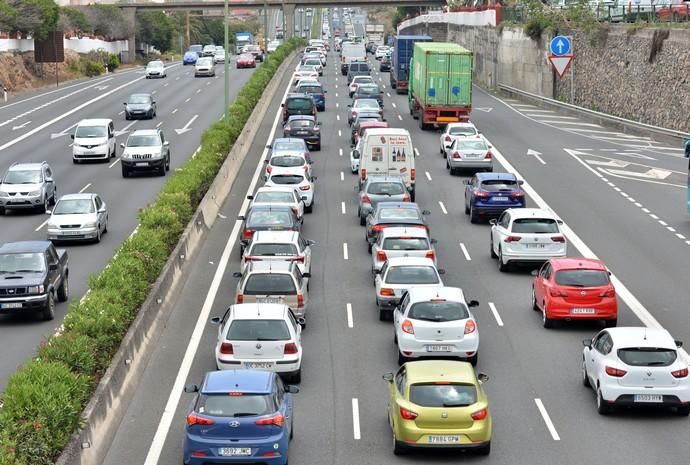 COLAS ACCIDENTE CAMIÓN OJOS DE GARZA