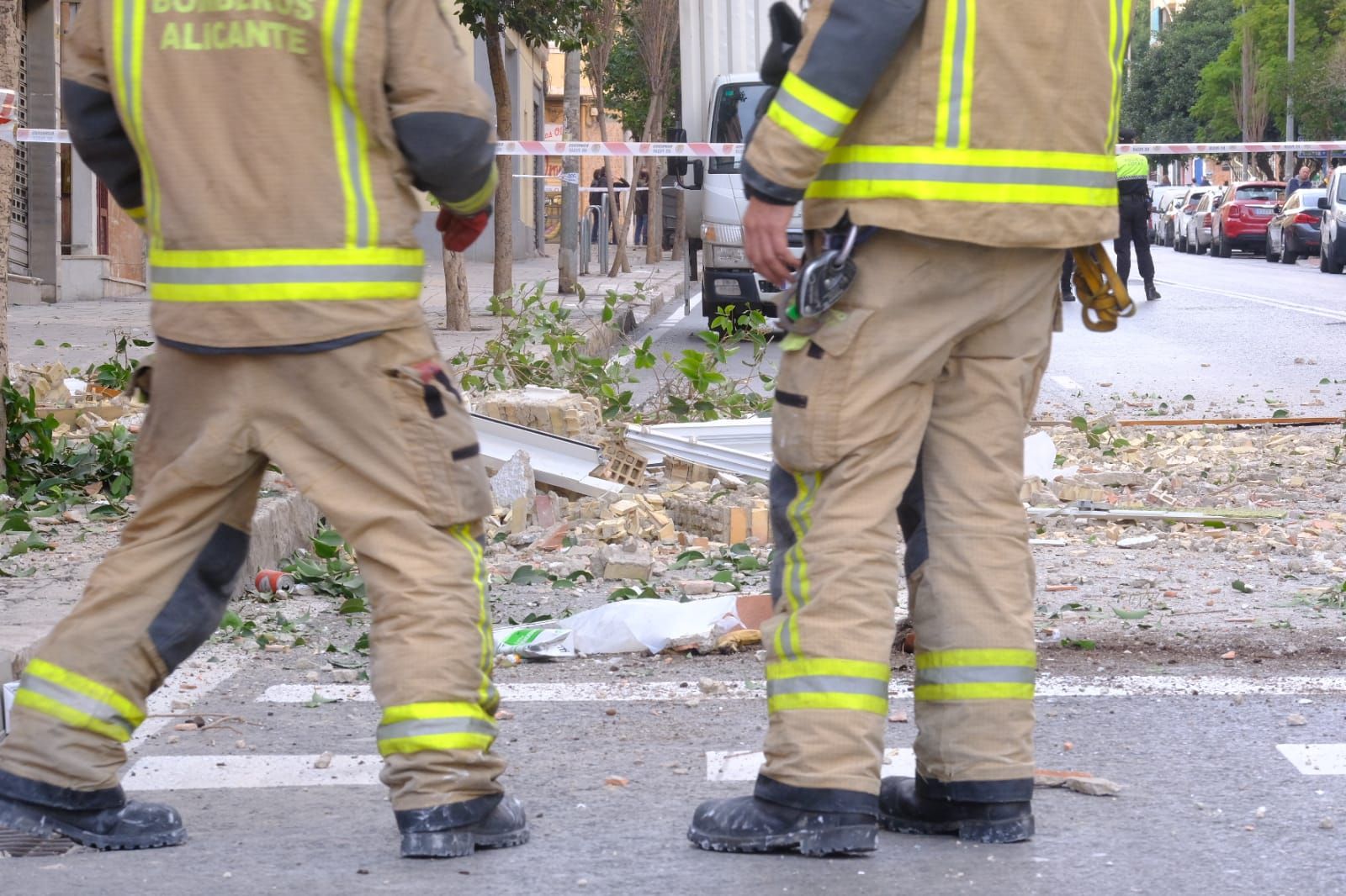 Una bombona de butano explota en un quinto piso de la avenida Conde Lumiares