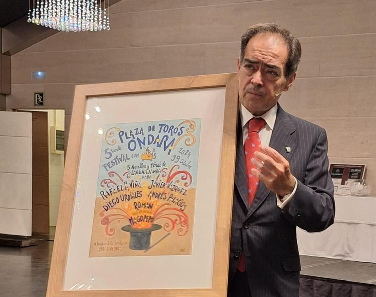 José Luis Ortiz, 'Magopepo', durante la presentación del cartel del Festival de Ondara.