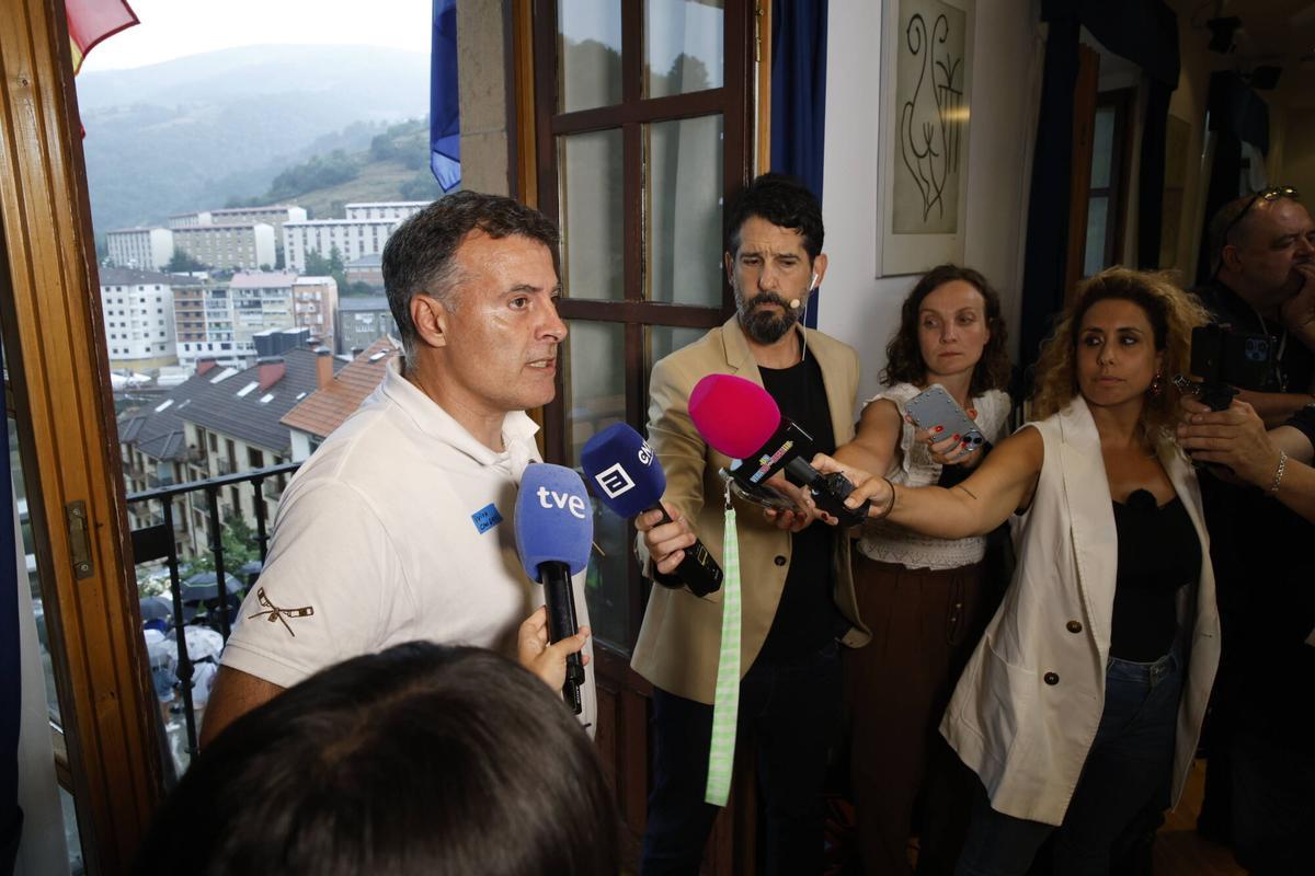 El día en que la Descarga de Cangas se aplazó por la tormenta