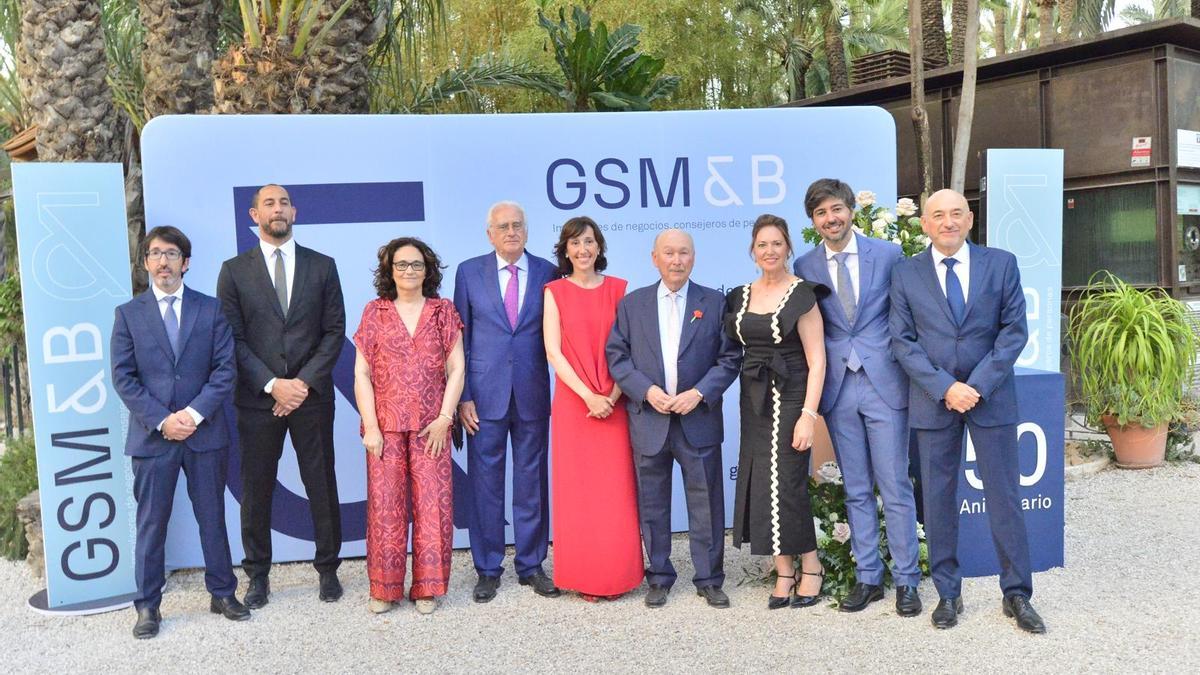Los actuales socios de GSM&amp;B, durante la celebración.