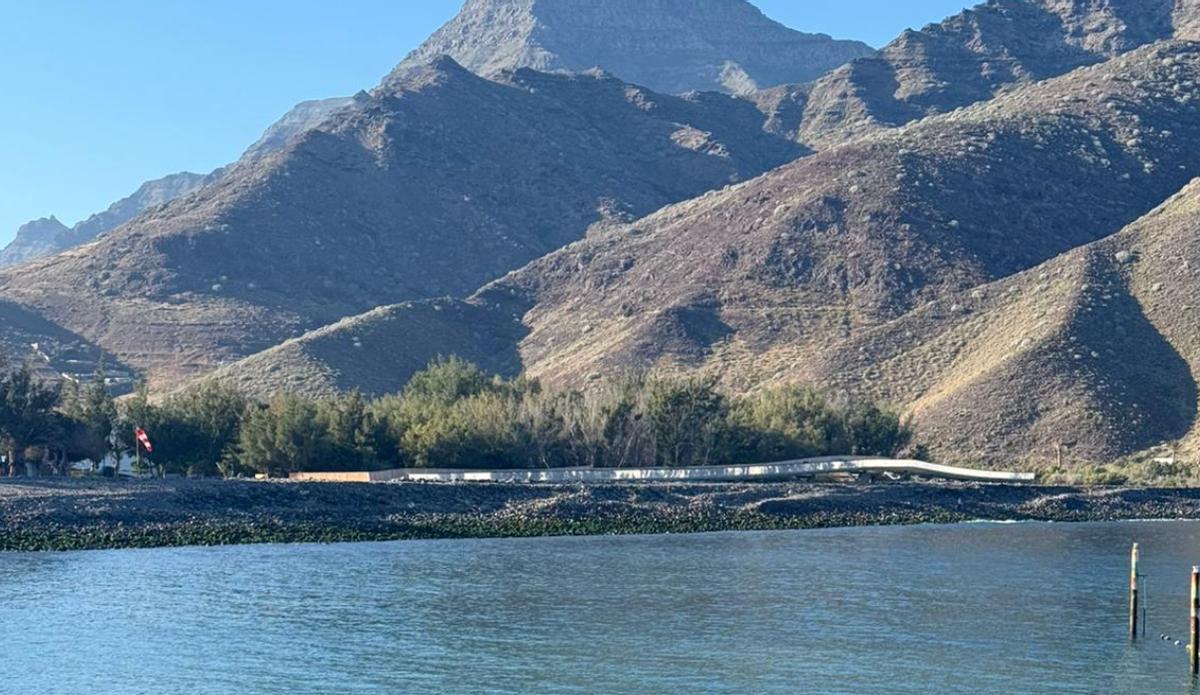 La Aldea confirma que el agua de su litoral es apta para el baño y levanta la recomendación preventiva