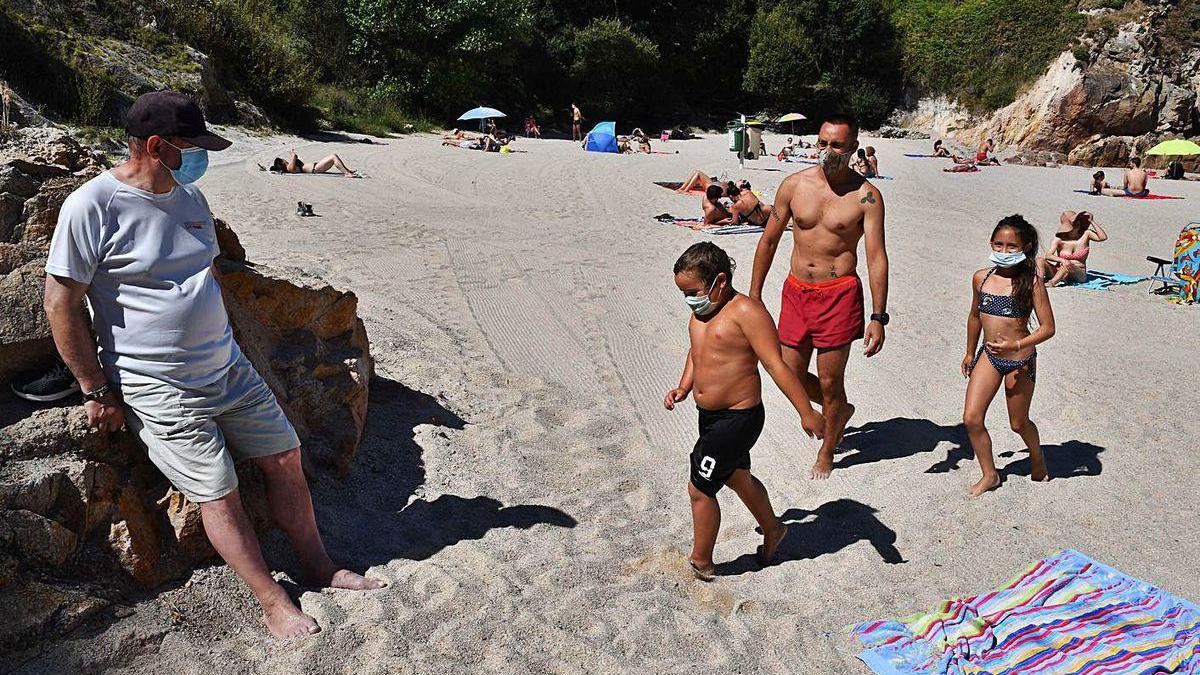 Protección frente al virus en los arenales coruñeses