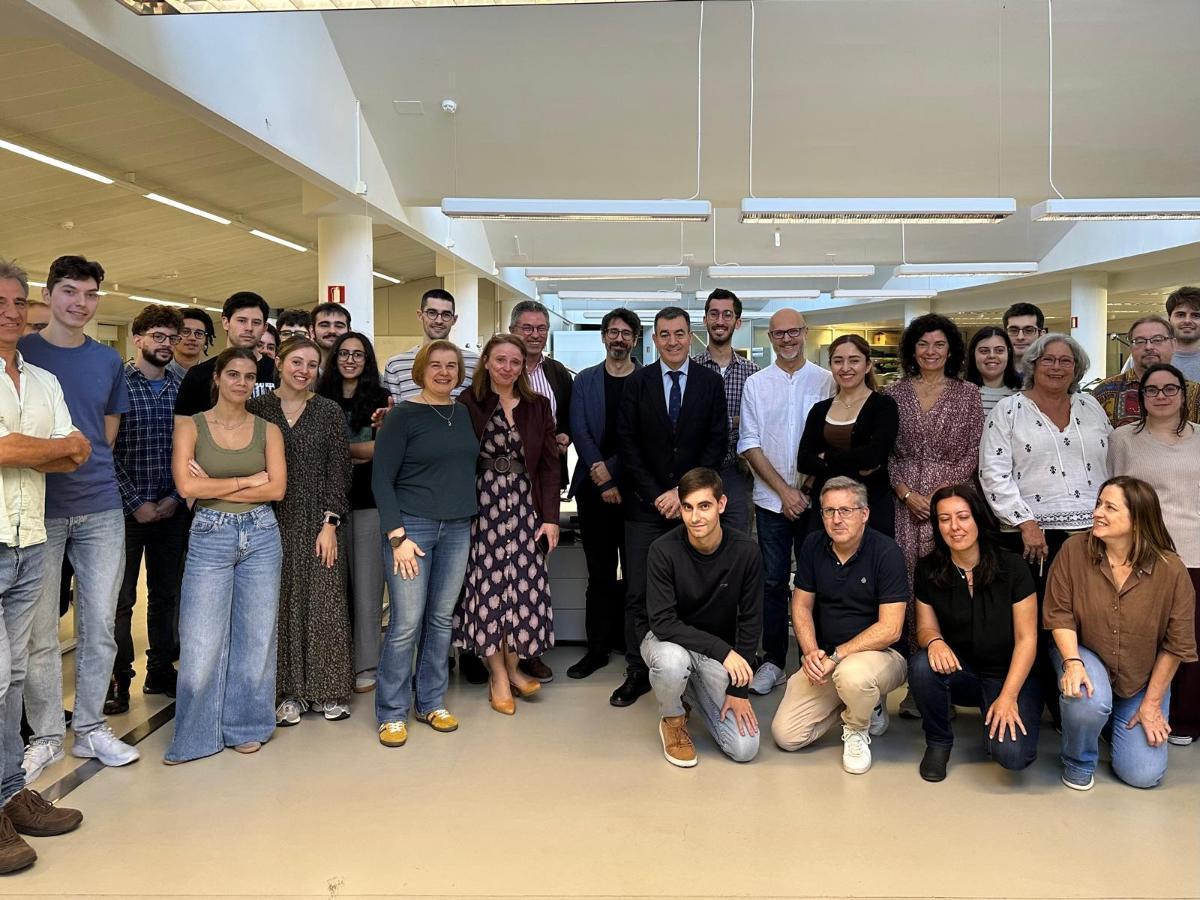 El conselleiro Román Rodríguez califica de "fito histórico" que el Cesga cuente con una fábrica europea de inteligencia artificial.