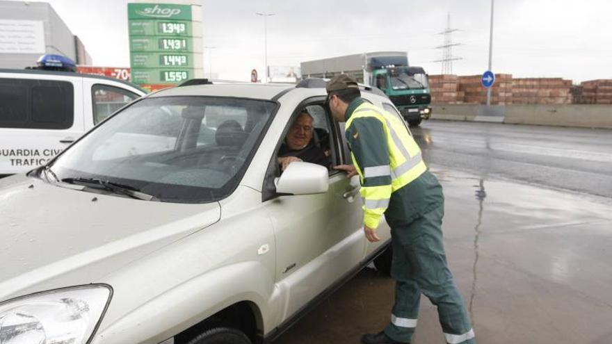 Velocidad, no usar el cinturón y mantenimiento inadecuado del coche, infracciones más frecuentes