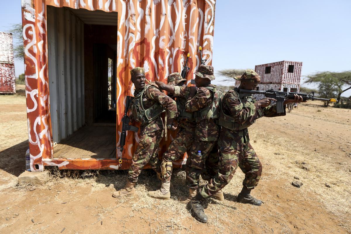 EEUU monta en la sabana de Kenia su mayor maniobra militar en África del Este