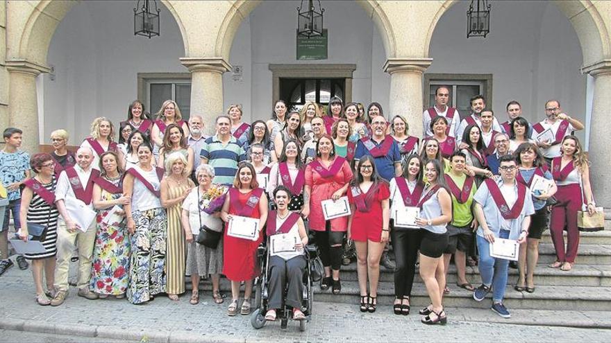 Siempre es tiempo para aprender en el Centro de Educación de Adultos