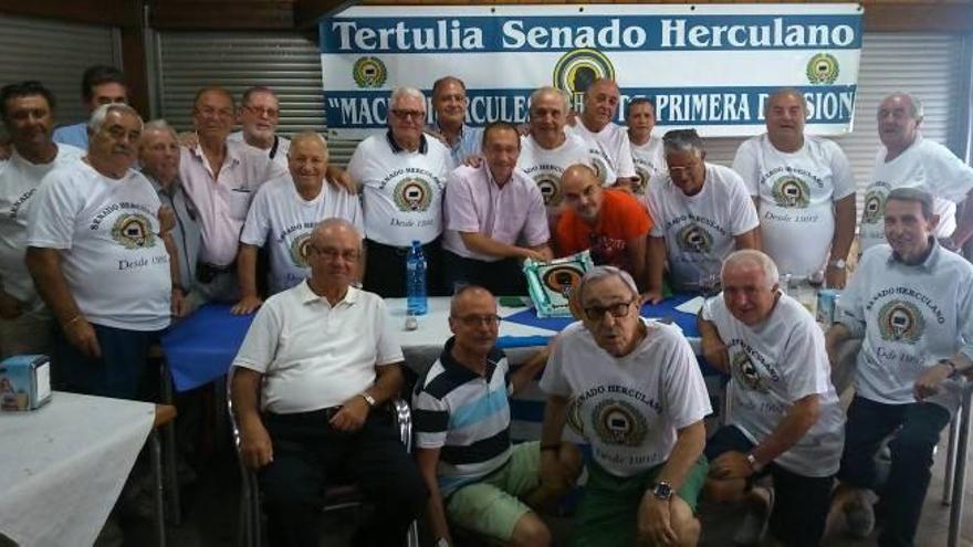 Afición Emocionado recuerdo del «Senado» a los fallecidos Paco Giner y Pepe Berenguer