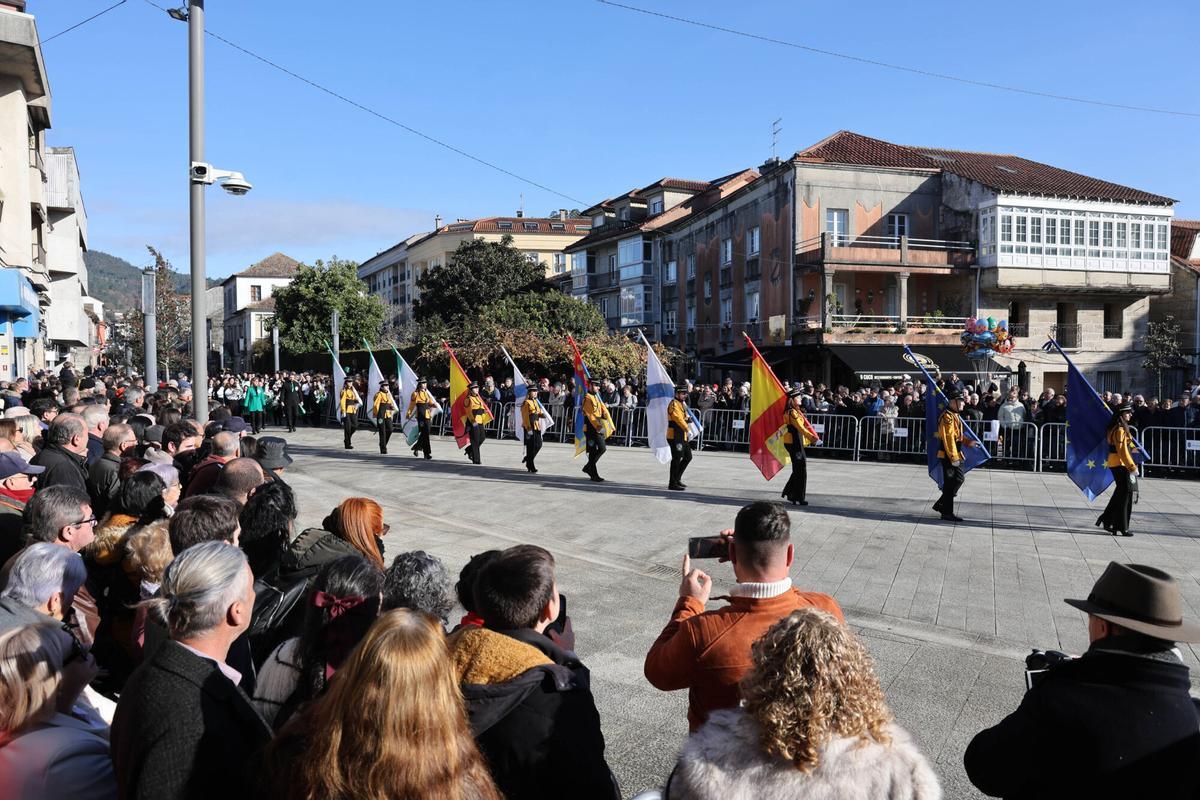 Actuaciones de rondallas y entrega de distinciones a rondalleiros mayores