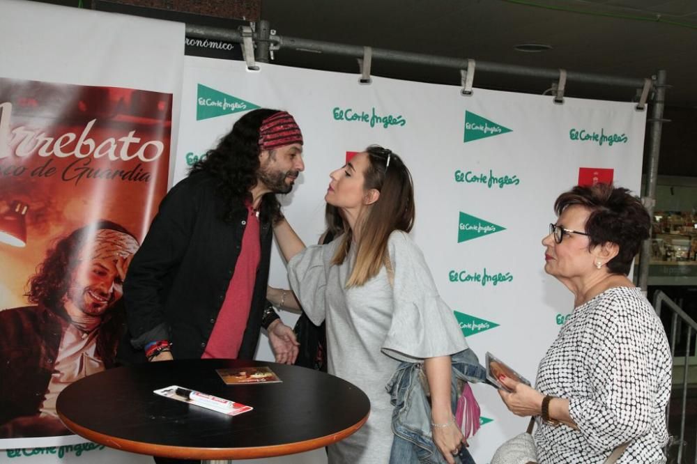 Firma de discos de El Arrebato en El Corte Inglés de Murcia