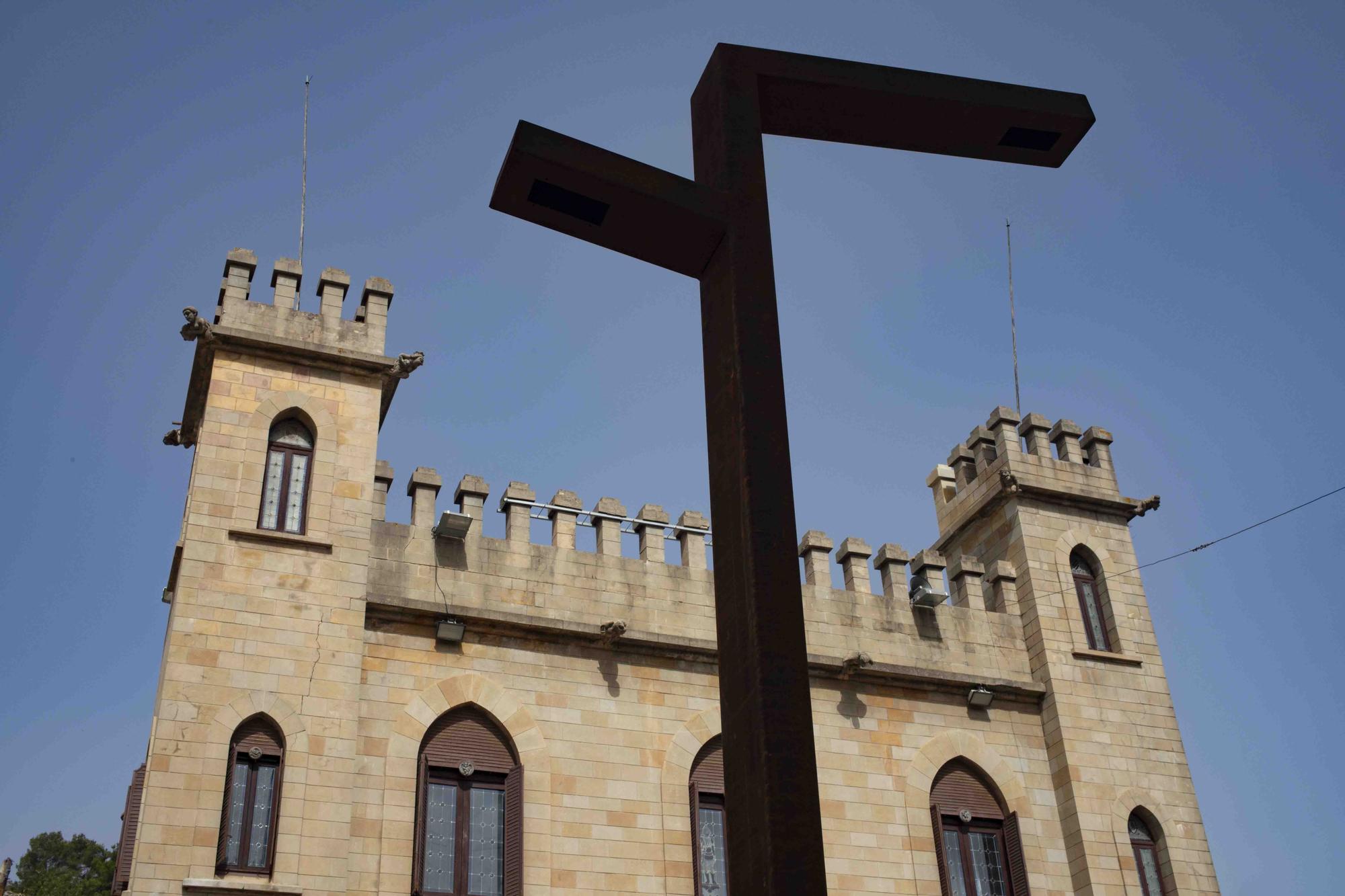 El patio de armas del Castell de Xàtiva estrena nuevo sistema de alumbrado