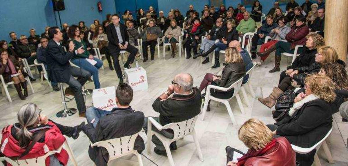 Cara a cara de Ximo Puig con los eldenses