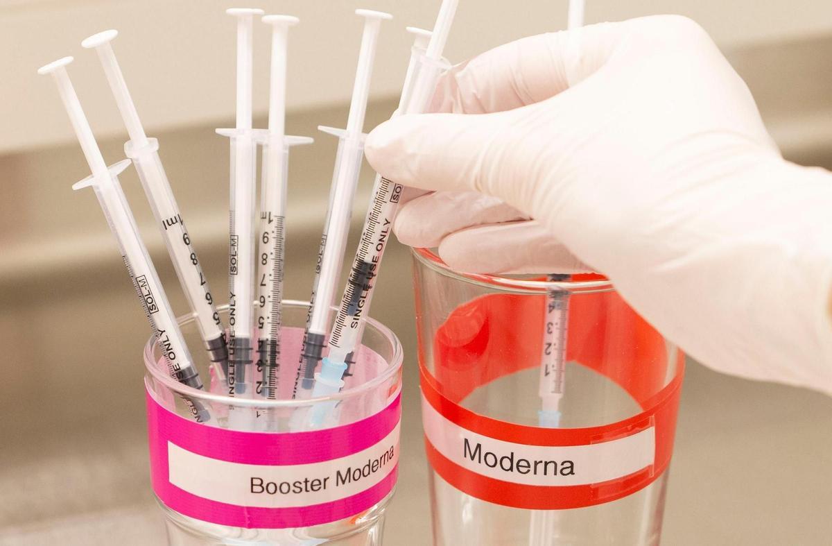 Desenvolupen una immunoteràpia que redueix la mortalitat i potencia les vacunes