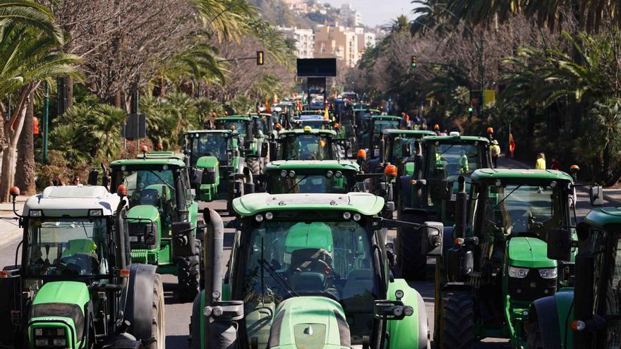 Tractores de toda la provincia toman este miércoles la Subdelegación del Gobierno en Málaga