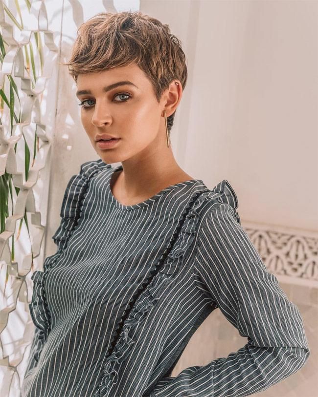 El cambio de look de Laura Escanes con pelo corto