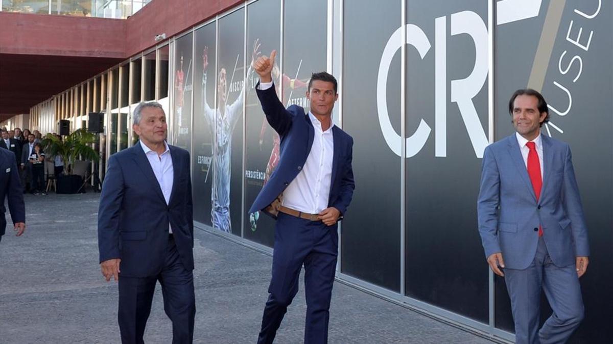 Cristiano Ronaldo inauguró su primer hotel en Funchal