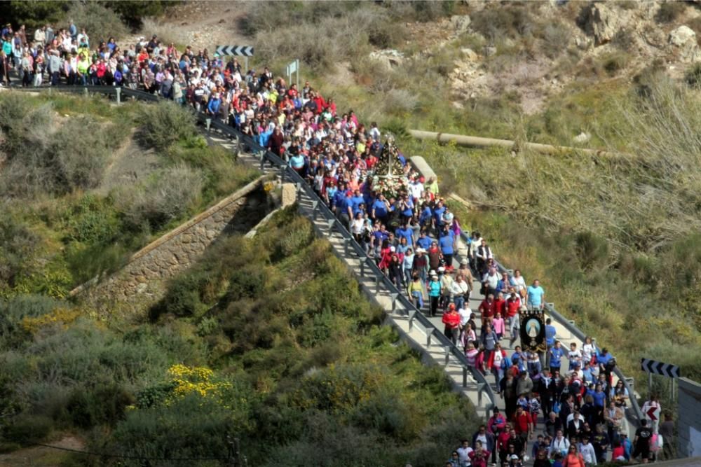 Subida de la Virgen de la Soledad al Calvario