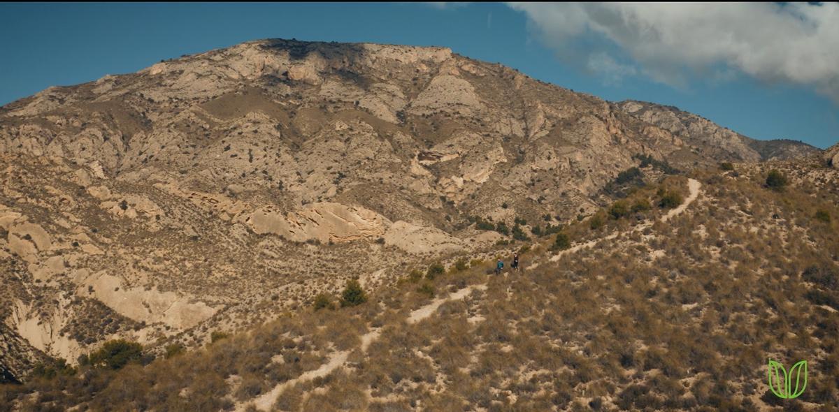 La ruta atraviesa zonas montañosas como el paso de las Yeguas