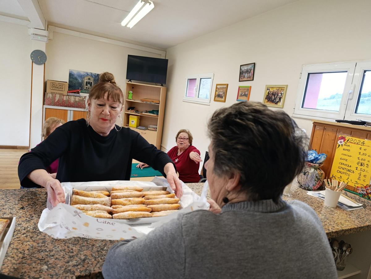 Villabona "se merienda" el "Antroxu" en Llanera