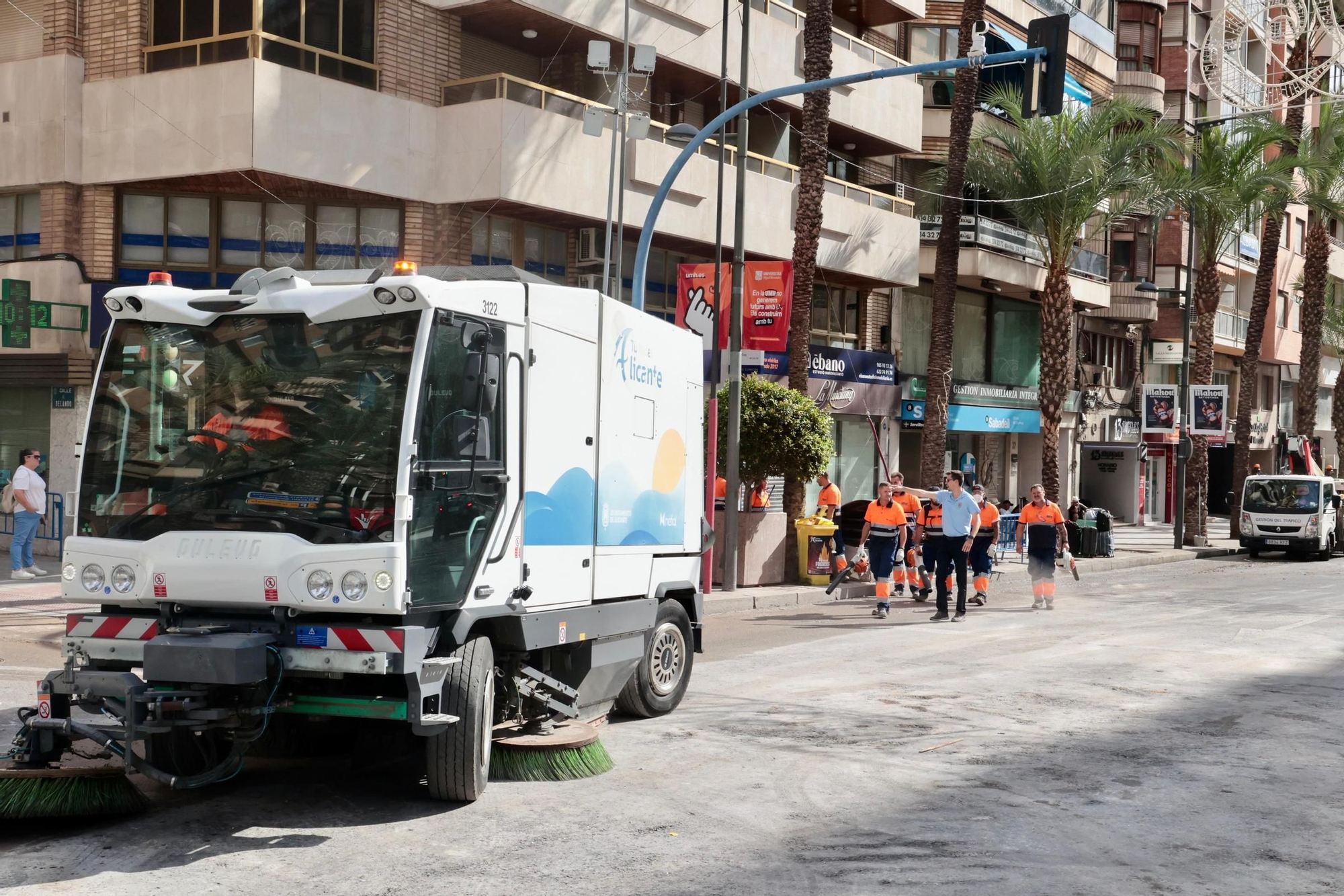 Alicante desmonta las Hogueras y pone fin a las fiestas de este 2025