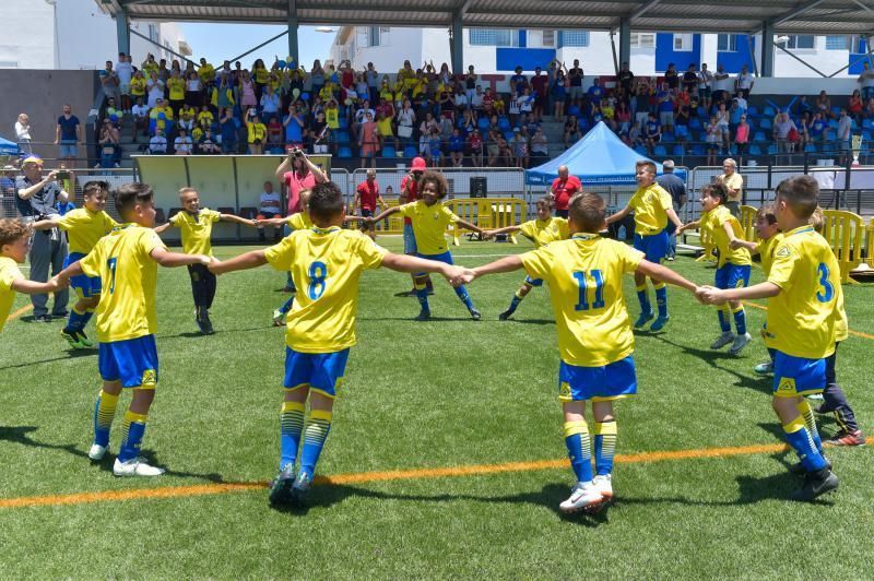 17-06-2018 SAN BARTOLOMÉ DE TIRAJANA. Finales de las Copas de Campeones prebenjamines y benjamines. Fotógrafo: ANDRES CRUZ  | 17/06/2018 | Fotógrafo: Andrés Cruz