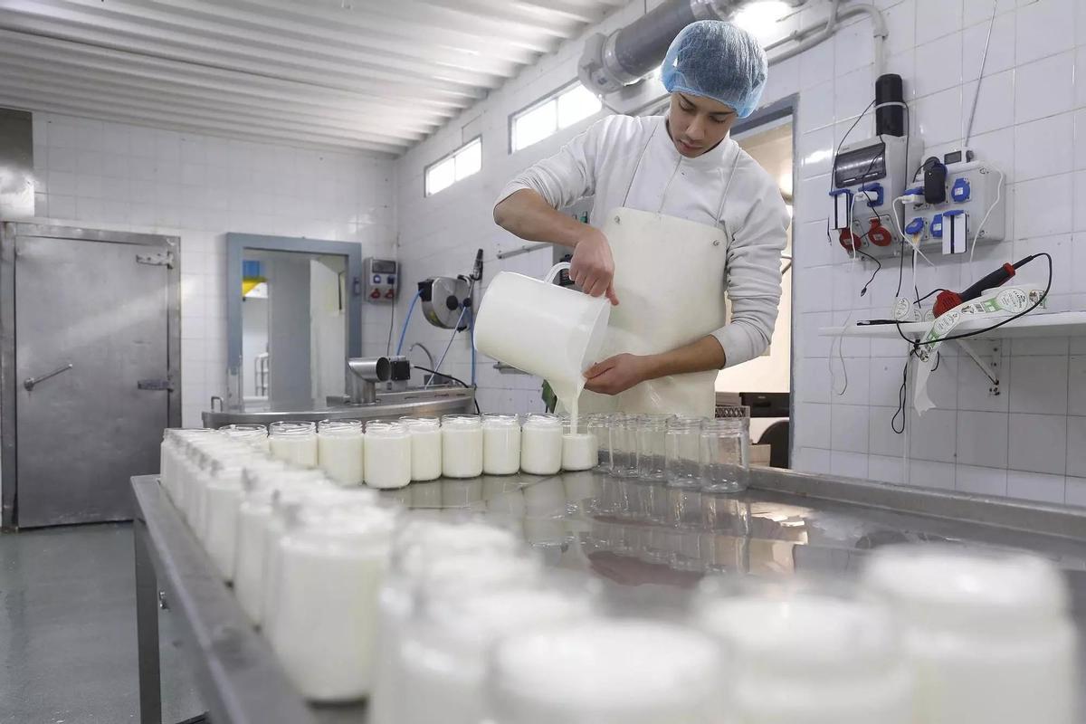 Producción en el obrador de Mas Claperol, en Olot.