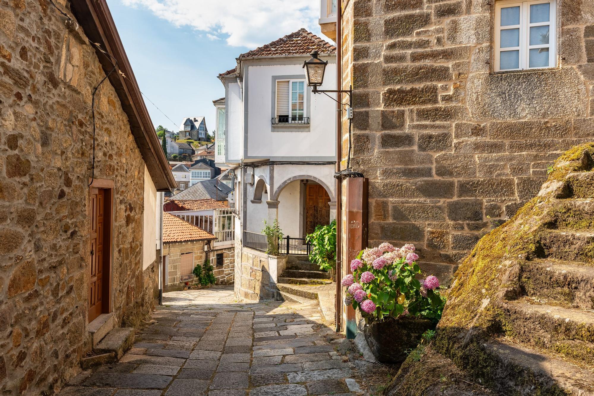 Calles empedradas y un glorioso pasado medieval.