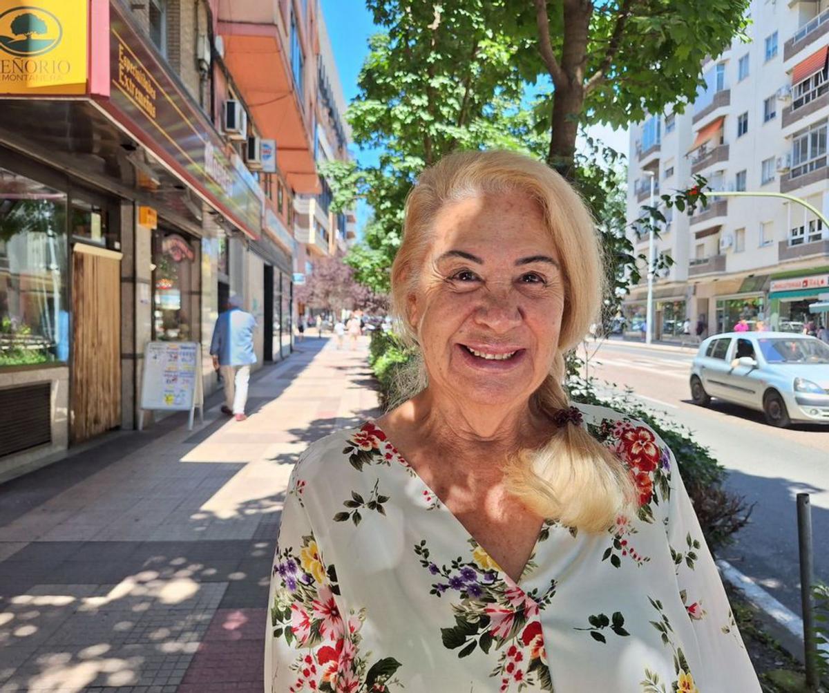 La residente del bloque 13 Isabel Zaballos.