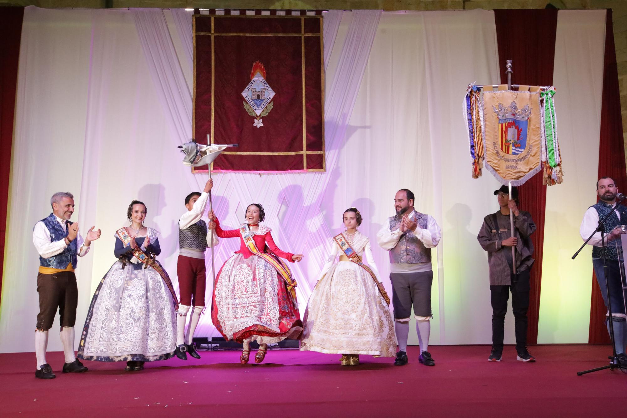 Todas las fotos de la entrega de premios falleros de Gandia