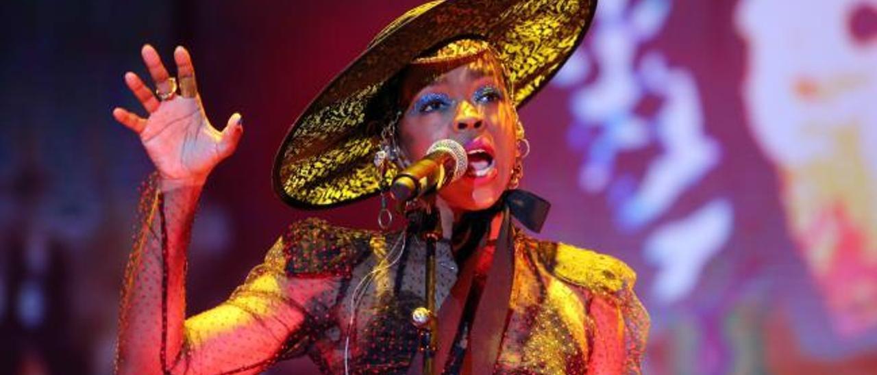 Lauryn Hill en Vigo: su concierto de Castrelos en un minuto