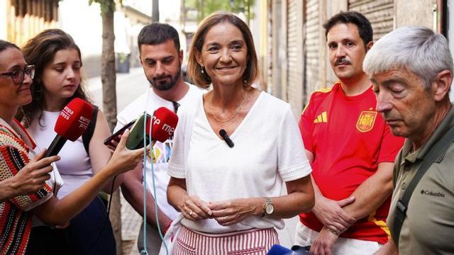 La candidata del PSOE a l’alcaldia de Madrid, Reyes Maroto, després de votar en les primàries socialistes.  | BORJA SÁNCHEZ TRILLO / EFE