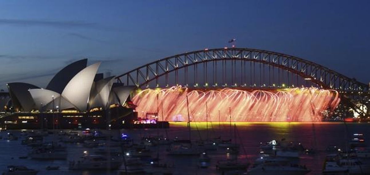 Espectacle de focs artificials de Cap d’Any al port de Sydney.