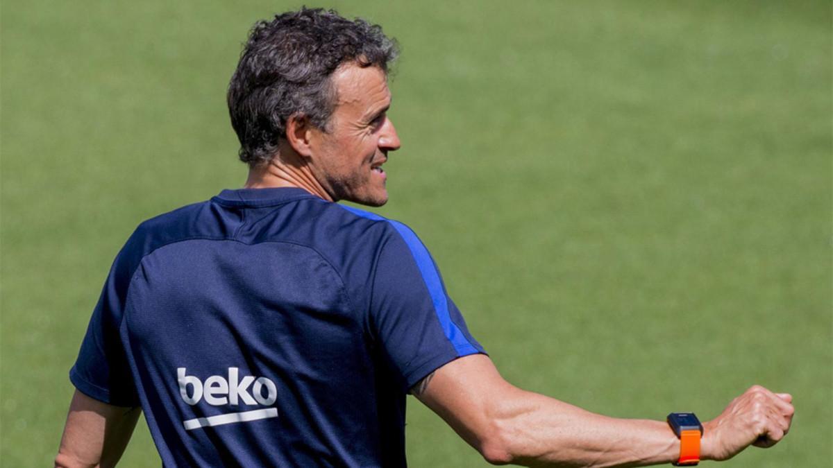 Luis Enrique Martínez, entrenador del FC Barcelona, será despedido en los prolegómenos del partido de este domingo ante el Eibar