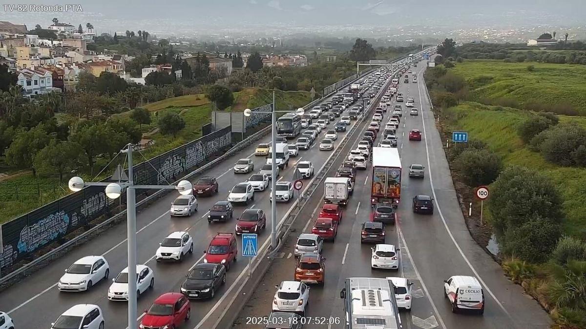 La autovía de Cártama, la A-357, colapsada esta mañana