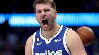 Los Mavericks derrotan a los Blazers al son de un Doncic inmenso