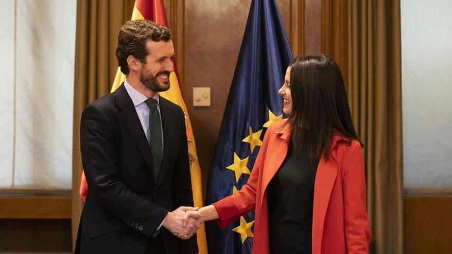 Casado y Arrimadas participan juntos el domingo en Gernika en el acto central de PP+Cs