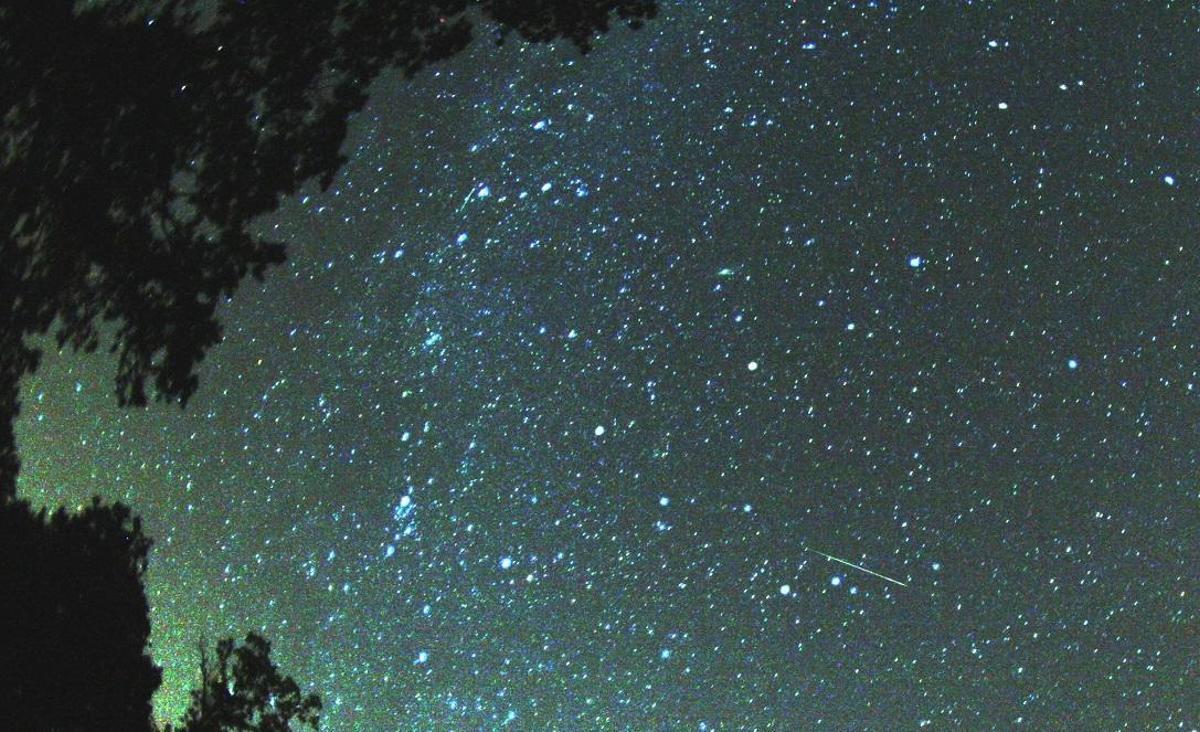 Las Perseidas llegarán a su máximo visible en la madrugada de mañana
