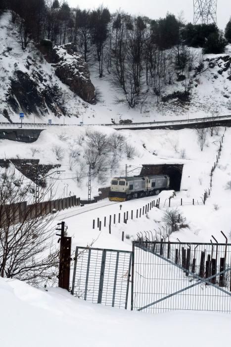 Gran nevada en Pajares el sábado por el temporal de nieve.