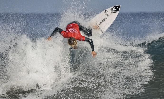 10/12/2017 LAS PALMAS DE GRAN CANARIA.  Campeonato Open Las Palmas Surf City en la CIcer, Las Canteras. FOTO: J. PÉREZ CURBELO