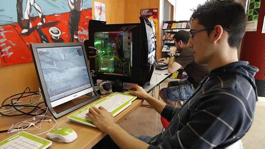 Primera PC Lan Party en Pilar de la Horadada