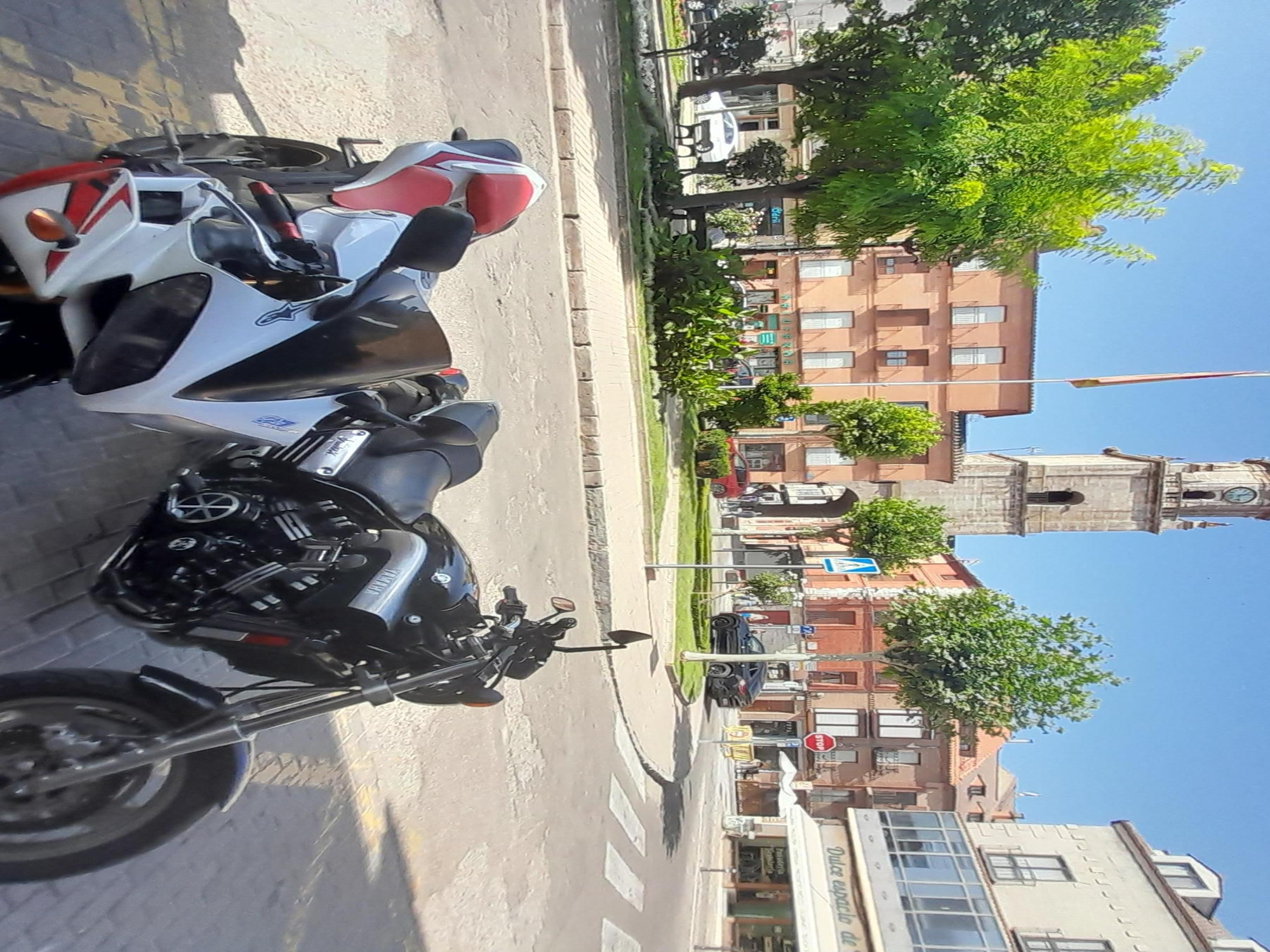 GALERÍA | La concentración "Ruedas Raras" llena Toro de motos y mucho ruido